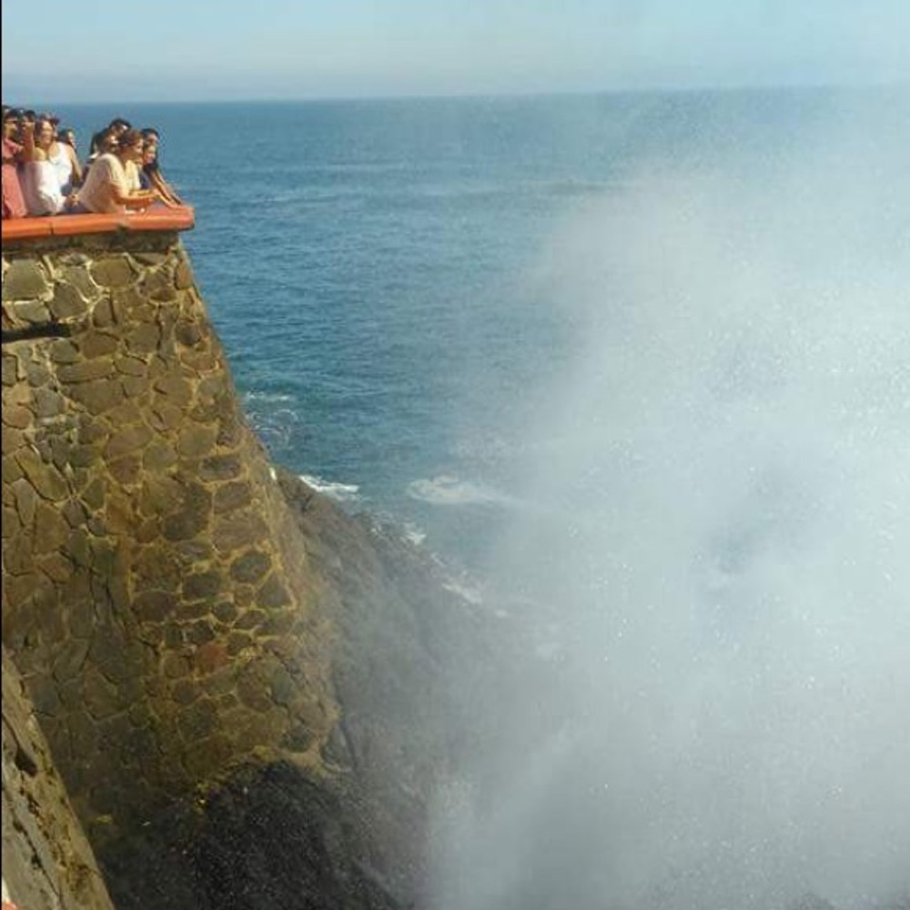 Meet your Posher, Raquel